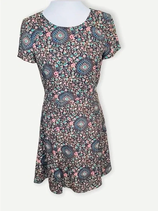 J.Crew Women’s Short Sleeve V-neck Floral Paisley Flutter Chiffon Dress Size 4 - Picture 1 of 12